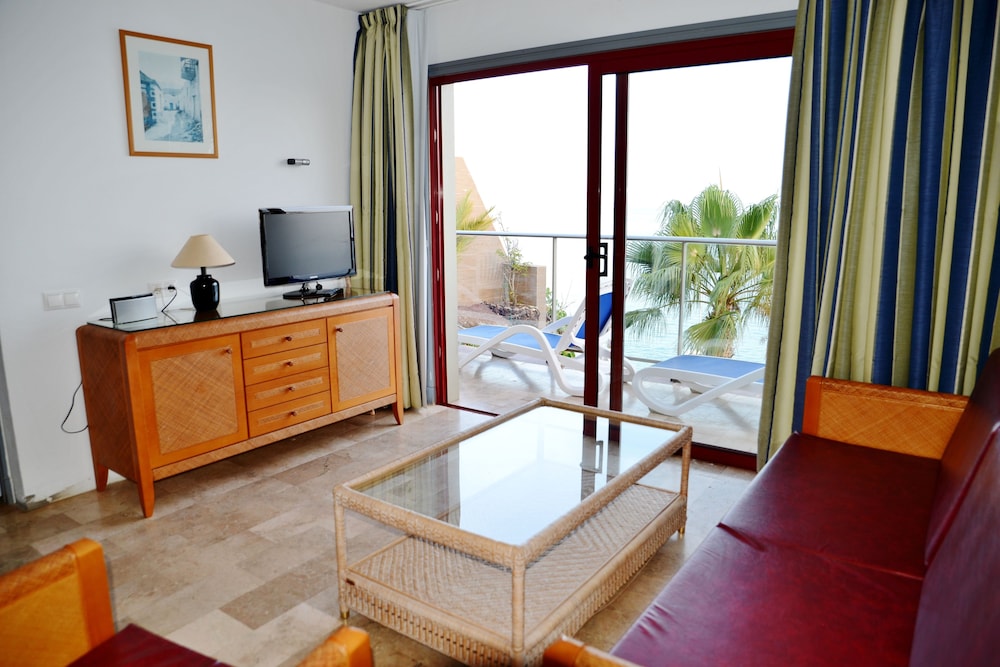 Atalaya de Jandía by LIVVO — Hotel rooms in Esquinzo, Canary Islands