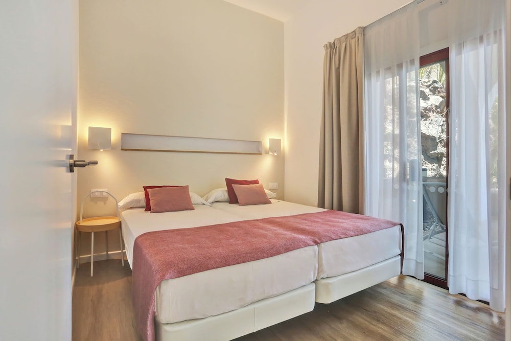 Atalaya de Jandía by LIVVO — Hotel rooms in Esquinzo, Canary Islands