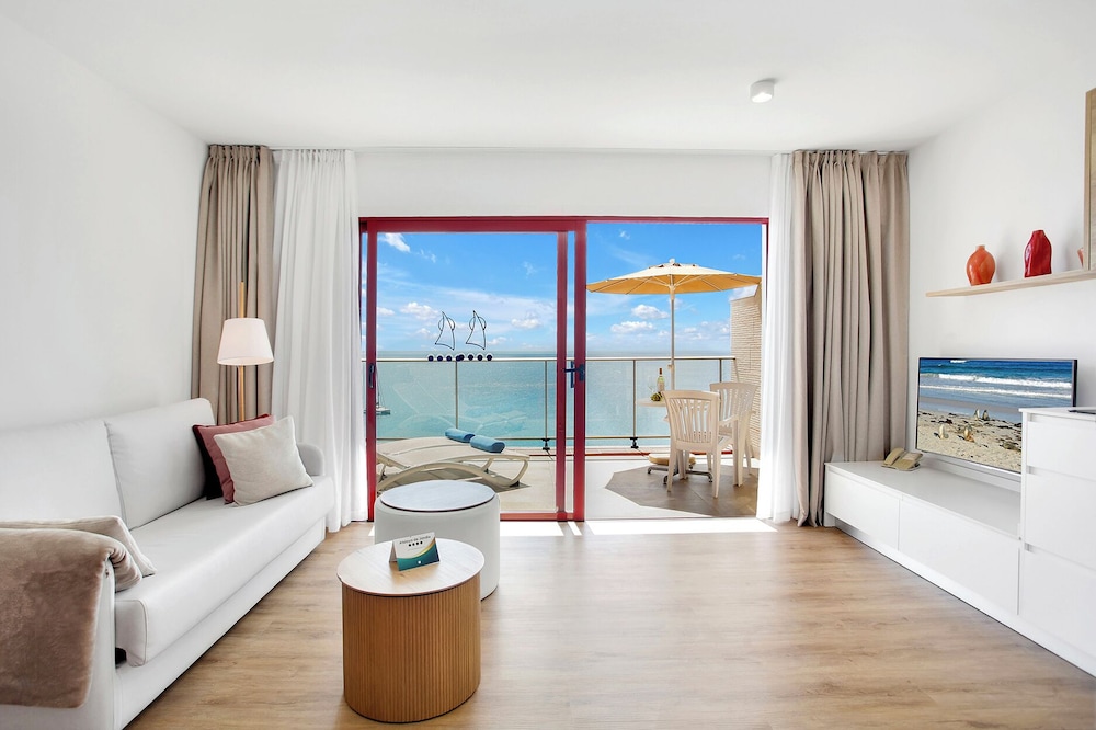 Atalaya de Jandía by LIVVO — Hotel rooms in Esquinzo, Canary Islands
