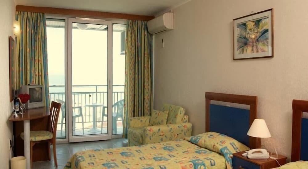 Hotel Laguna Garden — Hotel rooms in Albena, Dobrich