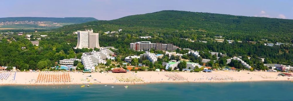 Hotel Laguna Garden — Beach in Albena, Dobrich