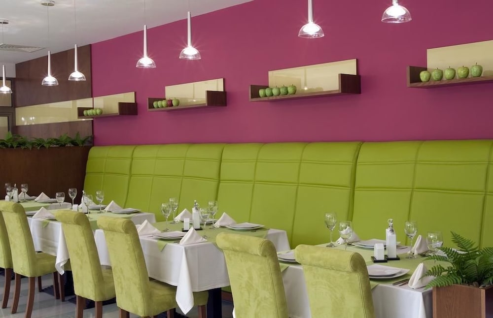 Hotel Laguna Garden — Restaurant & bars in Albena, Dobrich