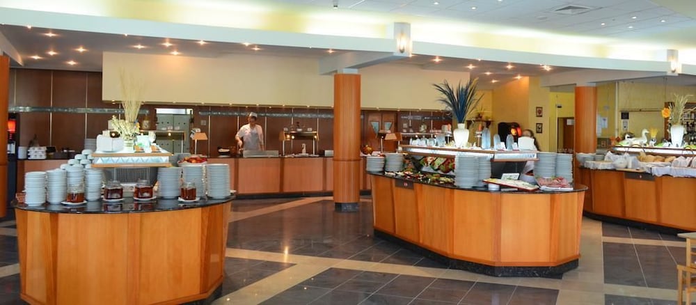 Hotel Laguna Garden — Restaurant & bars in Albena, Dobrich