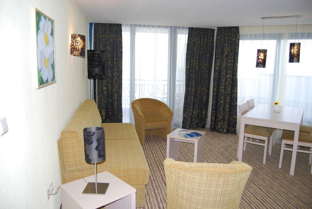 Hotel Slavuna — Hotel rooms in Albena, Dobrich