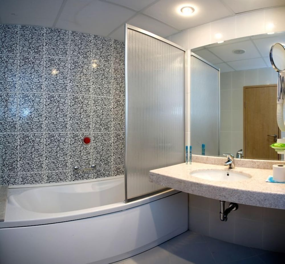 Hotel Slavuna — Hotel rooms in Albena, Dobrich