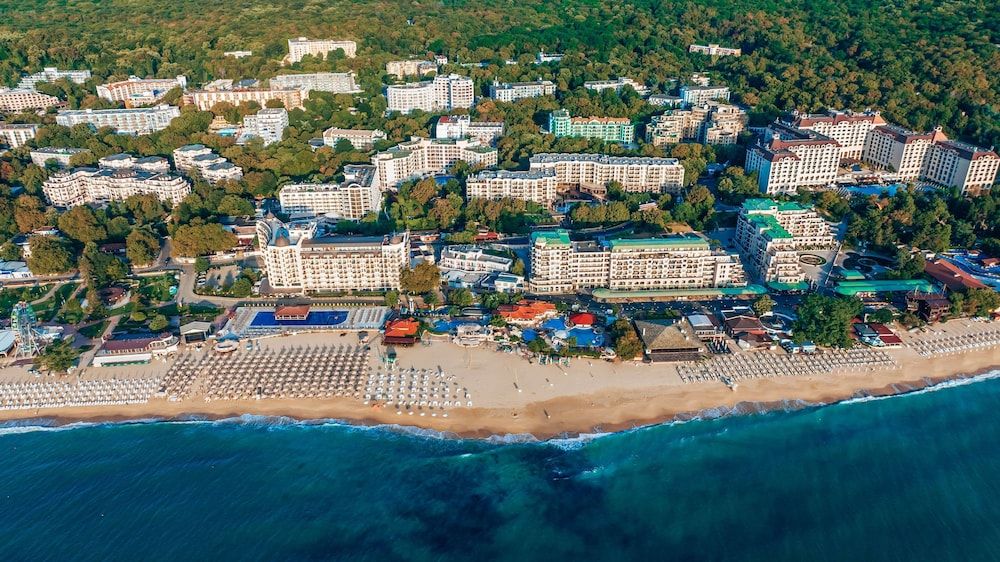 Złote Piaski (5 dni) w Prestige Deluxe Hotel & Aquapark Club - All Inclusive z Wrocławia