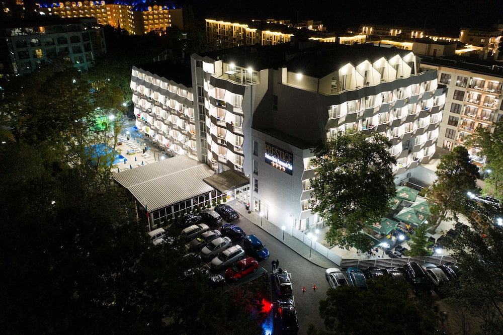 Prestige Deluxe Hotel & Aquapark Club - All Inclusive — Hotel building in Golden Sands, Varna Region