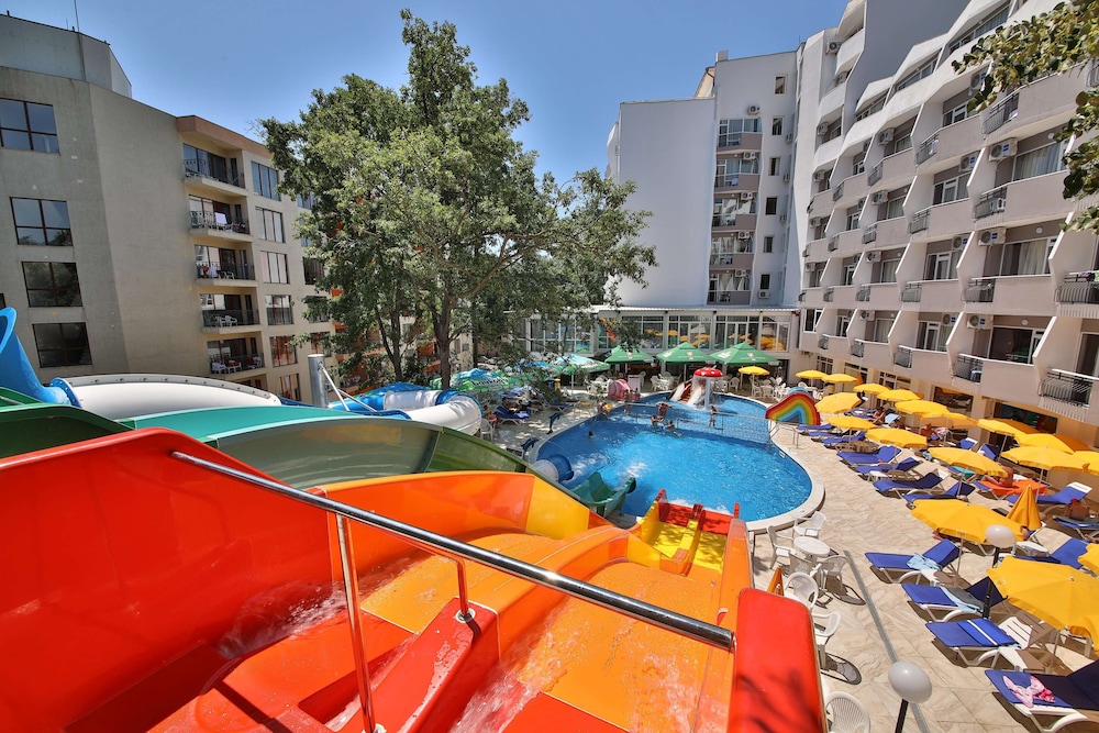 Prestige Deluxe Hotel & Aquapark Club - All Inclusive — Attractions for children in Golden Sands, Varna Region