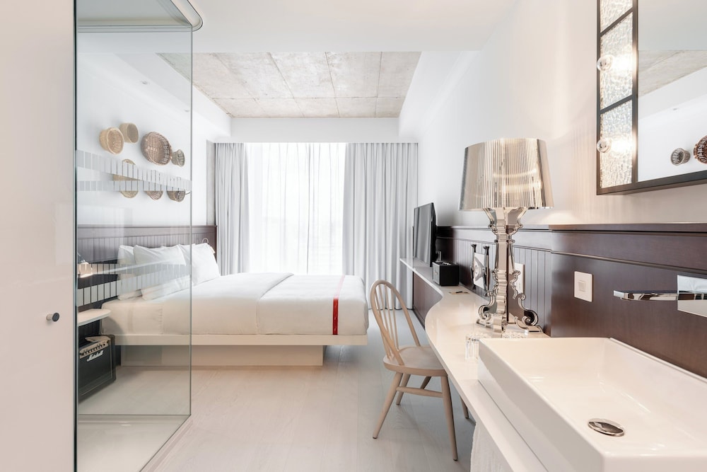 Ruby Molly Hotel Dublin by IHG — Hotel rooms in Dublin, Dublin City