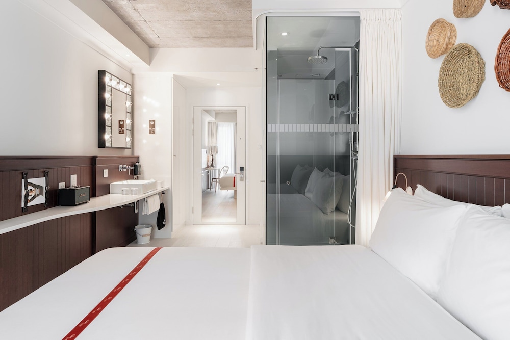 Ruby Molly Hotel Dublin by IHG — Hotel rooms in Dublin, Dublin City