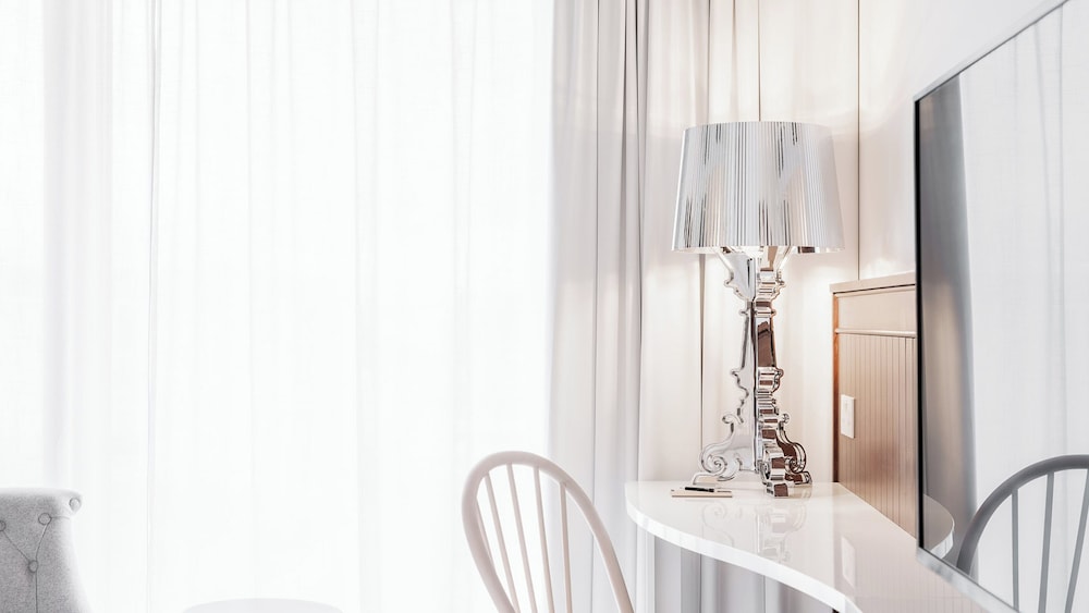 Ruby Molly Hotel Dublin by IHG — Hotel rooms in Dublin, Dublin City