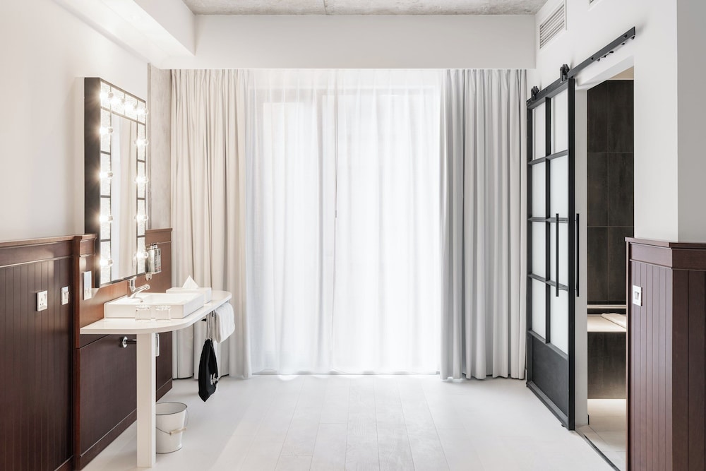 Ruby Molly Hotel Dublin by IHG — Hotel rooms in Dublin, Dublin City