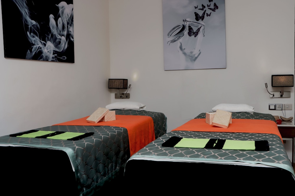 Radisson Hotel Kandy — Hotel rooms in Kandy