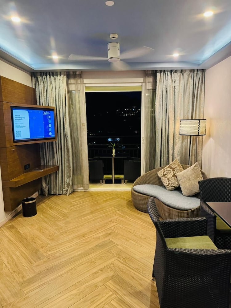 Radisson Hotel Kandy — Hotel rooms in Kandy