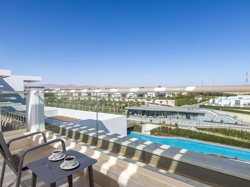 Rixos Radamis Sharm El Sheikh — Swimming pool in Sharm El Sheikh, South Sinai