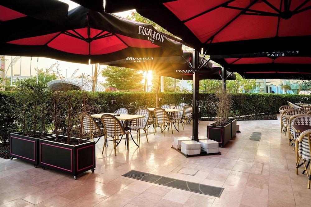 The St. Regis Al Mouj Muscat Resort — Restaurant & bars in Muscat, Muscat