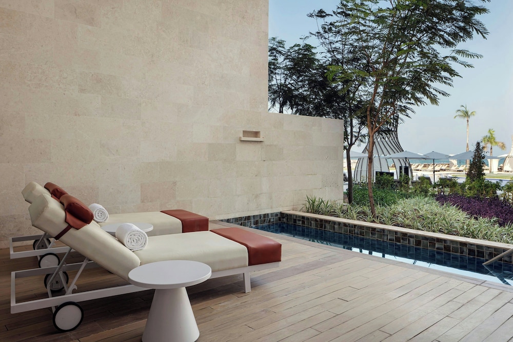The St. Regis Al Mouj Muscat Resort — Swimming pool in Muscat, Muscat