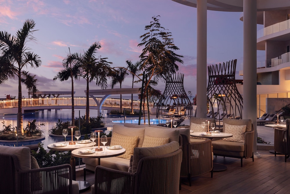 The St. Regis Al Mouj Muscat Resort — Restaurant & bars in Muscat, Muscat