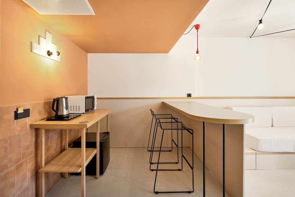 tent Calvia Beach — Rooms in Magaluf, Balearic Islands