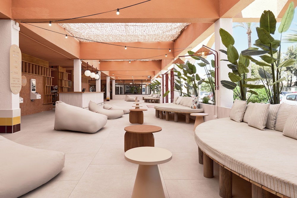 tent Calvia Beach — Shared spaces in Magaluf, Balearic Islands