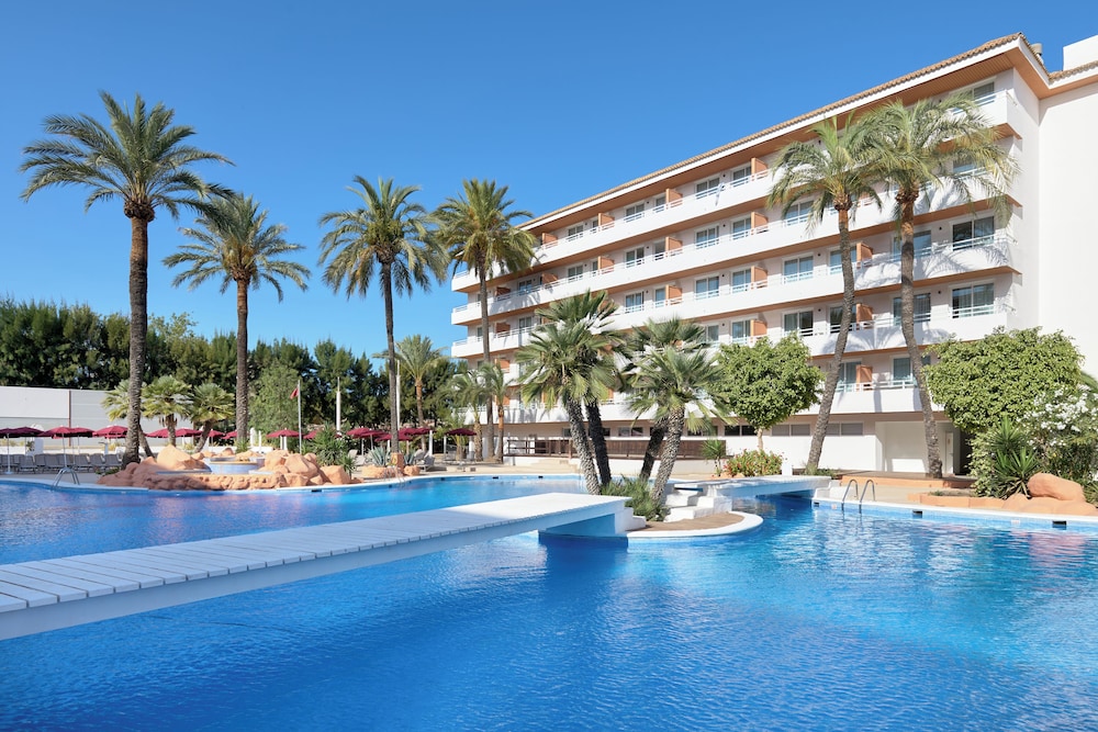 tent Calvia Beach — Main photo in Magaluf, Balearic Islands