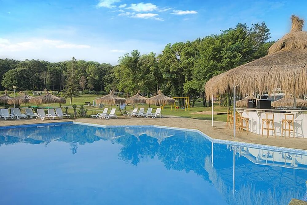 Forest Beach Hotel — Swimming pool in Primorsko, Burgas Region