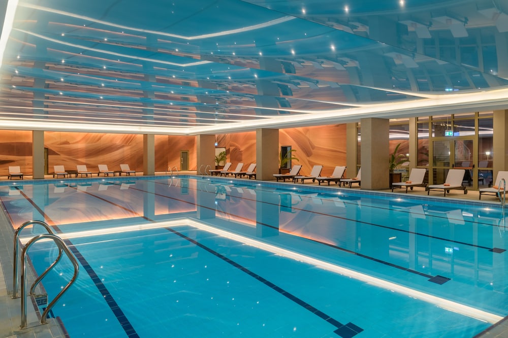 Palace Hotel - Sunny Day Resort — Swimming pool in Varna, Varna Region