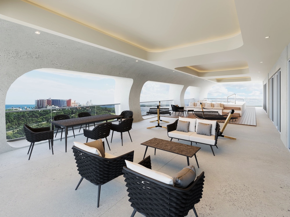 Hyatt Vivid Grand Island Cancun Adults Only All-Inclusive — Restaurant & bars in Cancun, Quintana Roo
