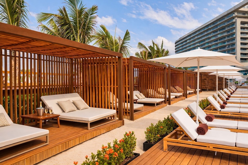 Hyatt Vivid Grand Island Cancun Adults Only All-Inclusive — Beach in Cancun, Quintana Roo