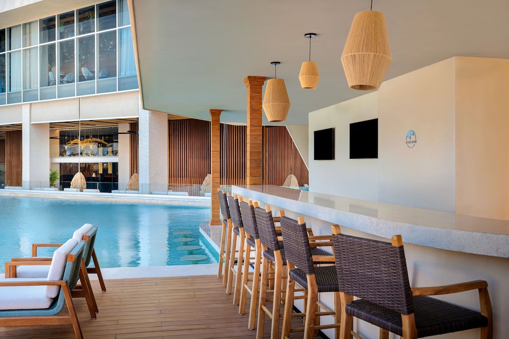 Hyatt Vivid Grand Island Cancun Adults Only All-Inclusive — Swimming pool in Cancun, Quintana Roo
