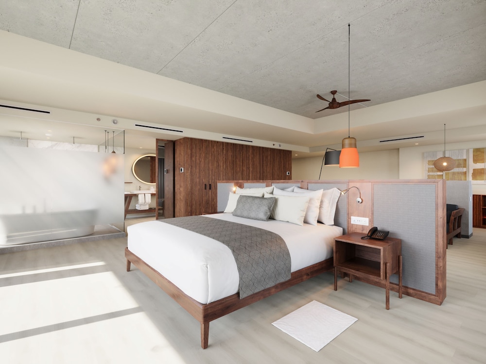 Hyatt Vivid Grand Island Cancun Adults Only All-Inclusive — Hotel rooms in Cancun, Quintana Roo