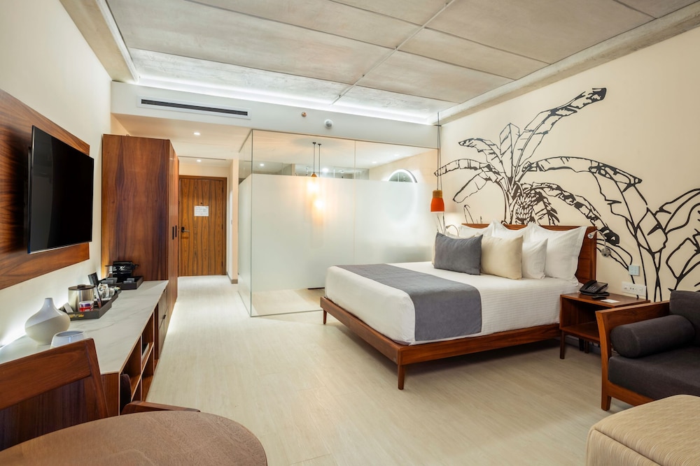 Hyatt Vivid Grand Island Cancun Adults Only All-Inclusive — Hotel rooms in Cancun, Quintana Roo