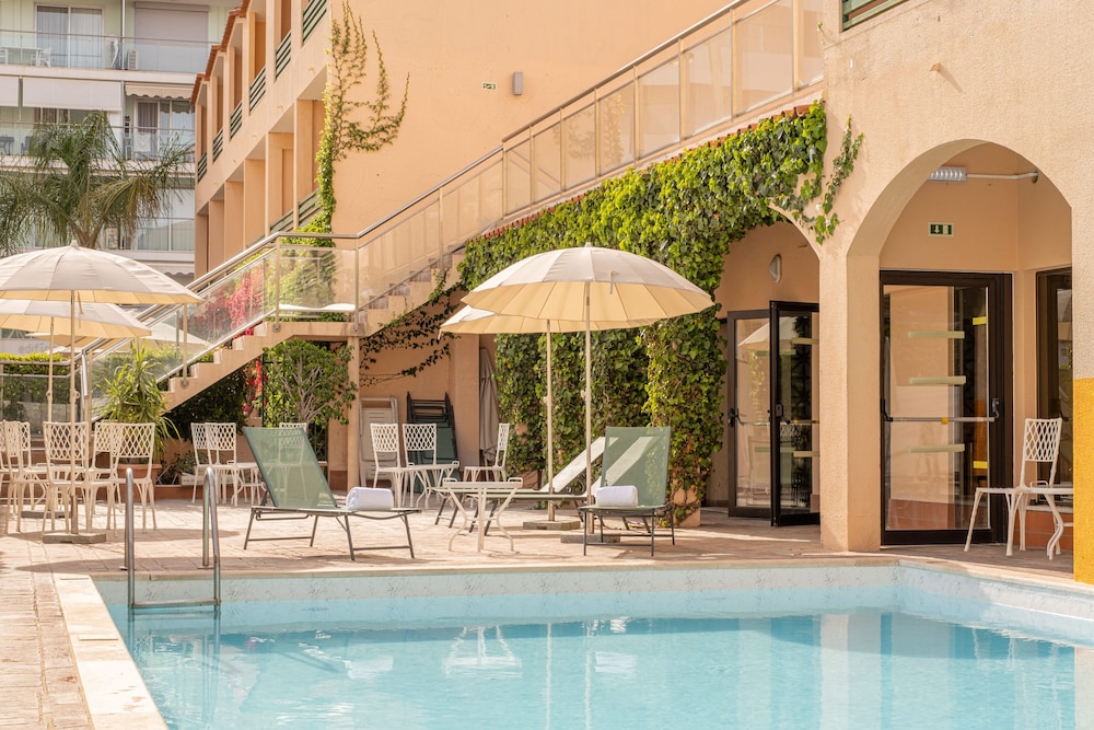 Casablanca Unique Hotel — Main photo in Monte Gordo, Faro