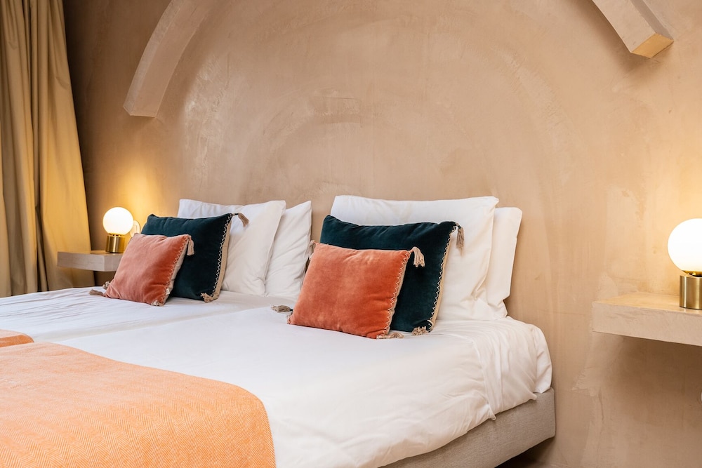 Casablanca Unique Hotel — Hotel rooms in Monte Gordo, Faro