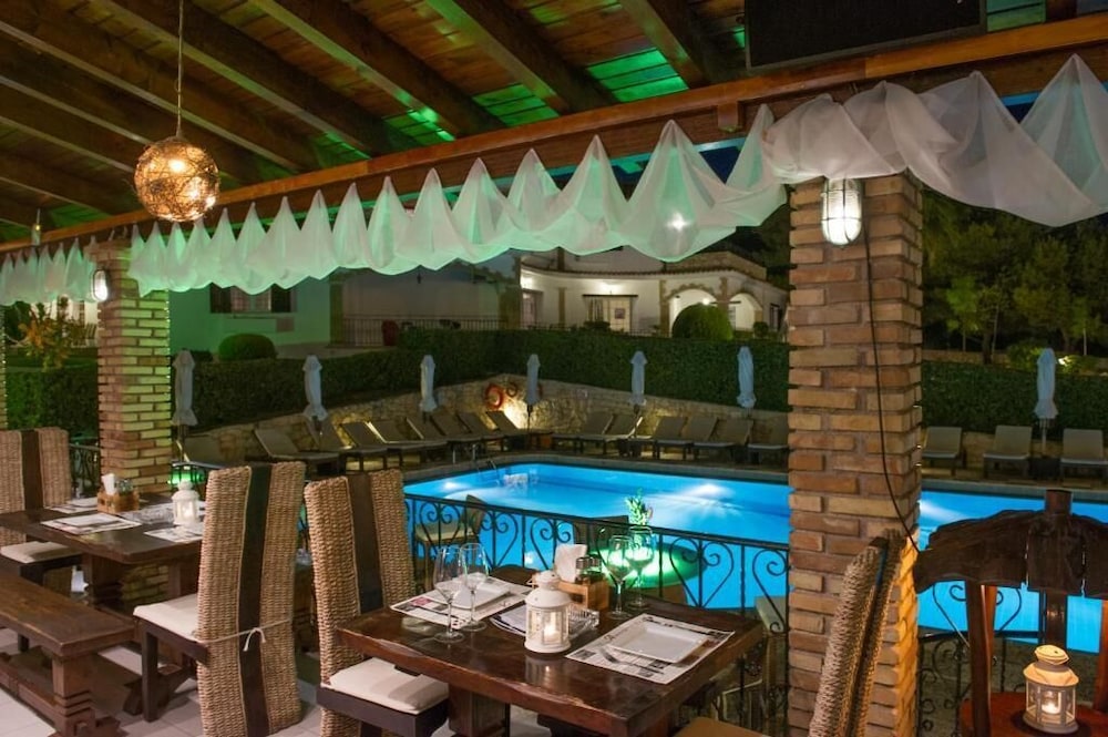 Anagenessis Village — Restaurant & bars in Kalamaki (Zakynthos), Ionian Islands