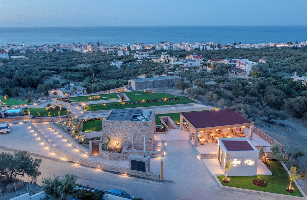 Deos Luxury Suites — Attractions in the area in Hersonissos