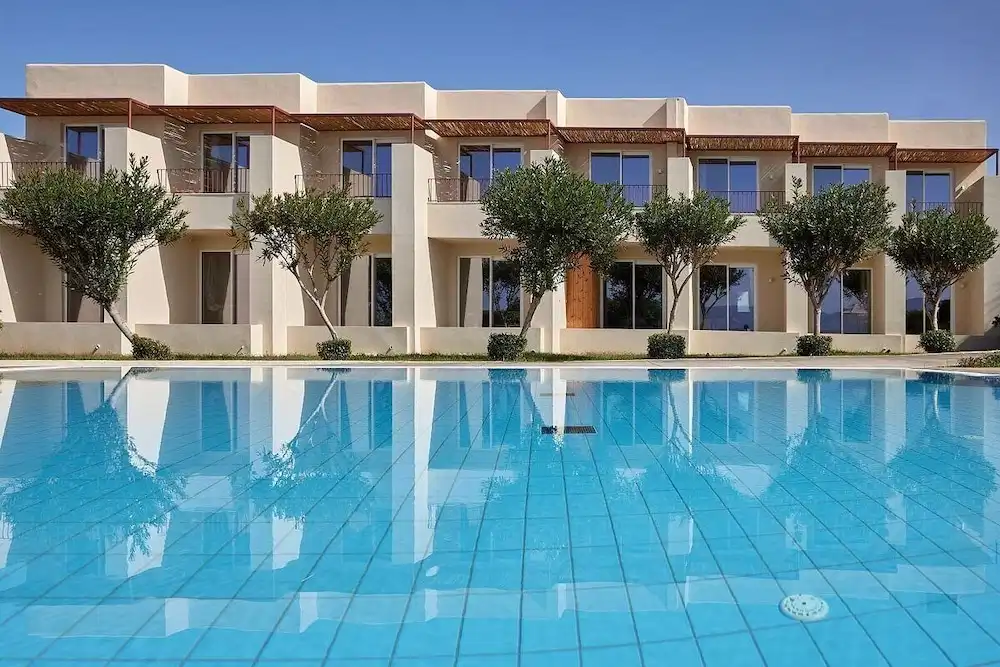 Vasia Sea Retreat - Adults Only. — Swimming pool in Sissi