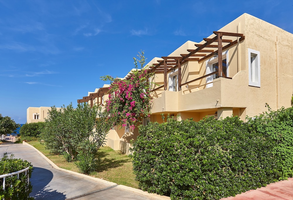 Vasia Sea Retreat - Adults Only. — Hotel building in Sissi