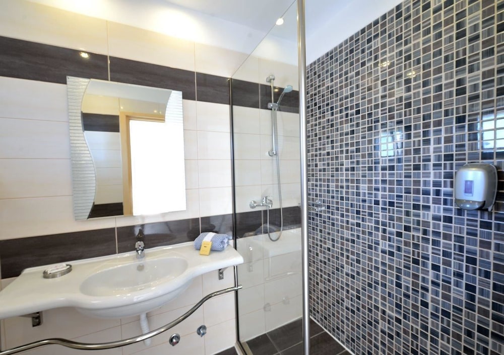 Vasia Sea Retreat - Adults Only. — Hotel rooms in Sissi