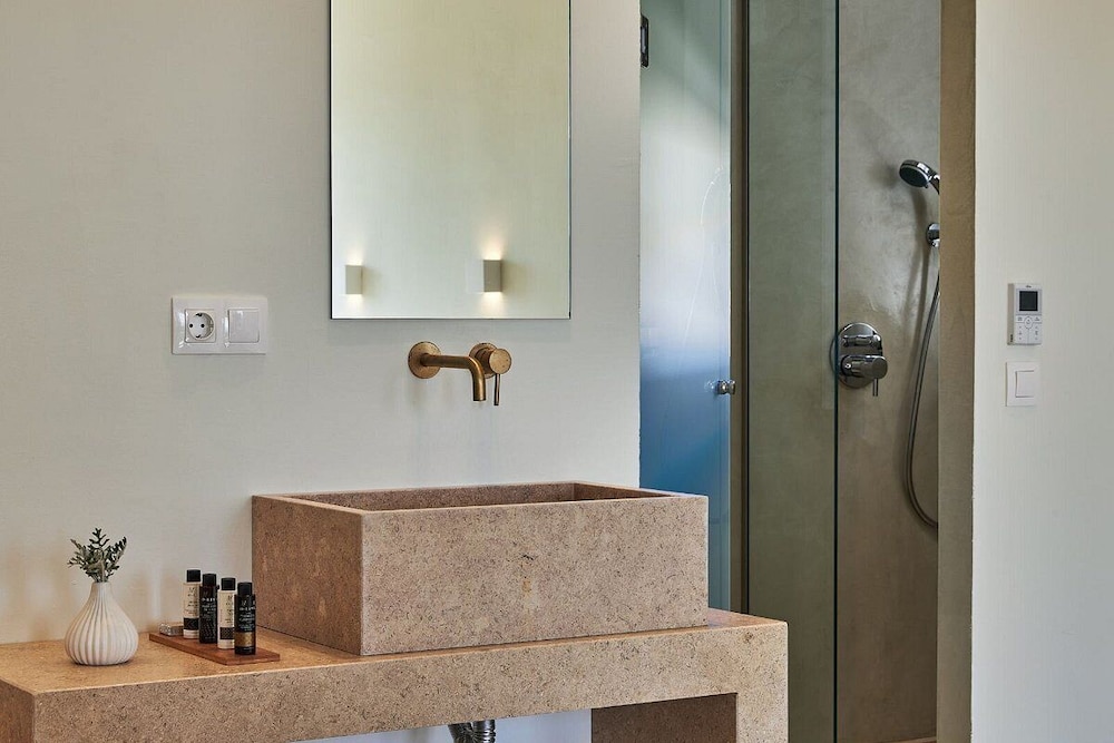 Vasia Sea Retreat - Adults Only. — Hotel rooms in Sissi