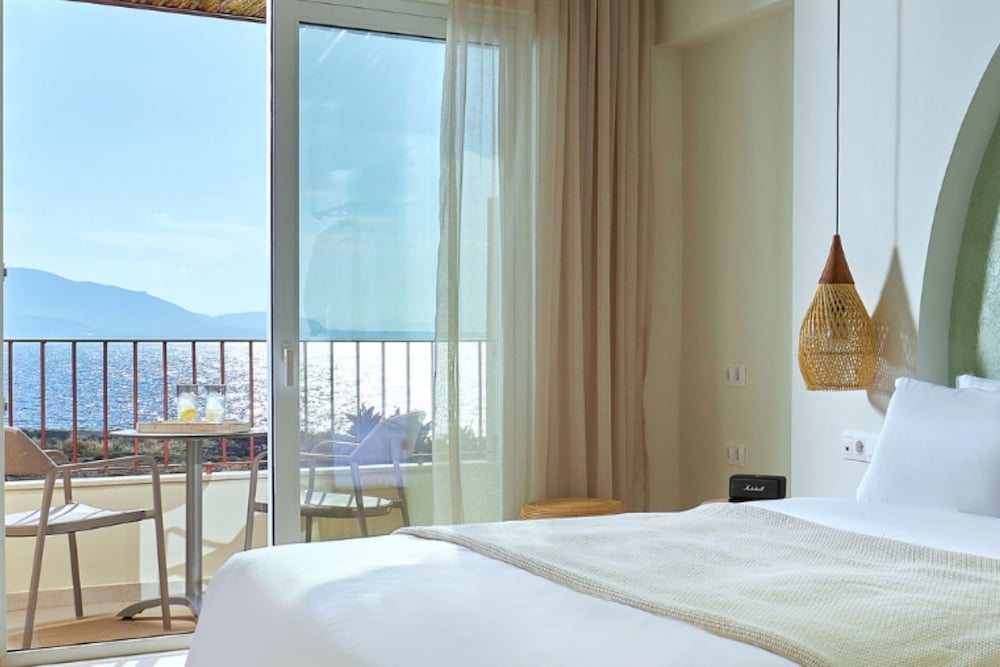 Vasia Sea Retreat - Adults Only. — Hotel rooms in Sissi