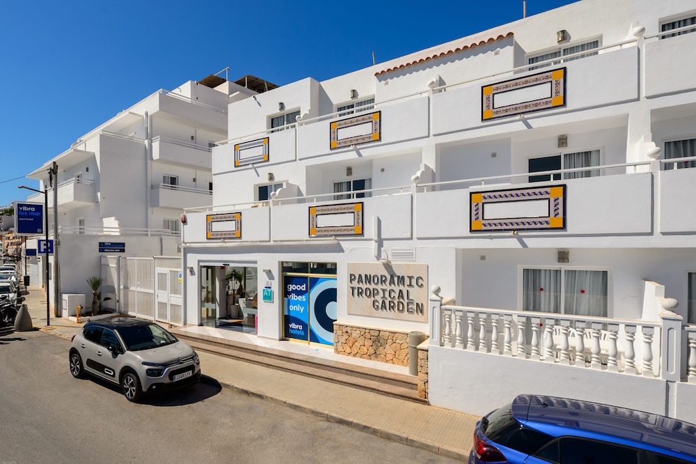 Apartamentos Vibra Panoramic — Hotel building in Ibiza Town, Balearic Islands