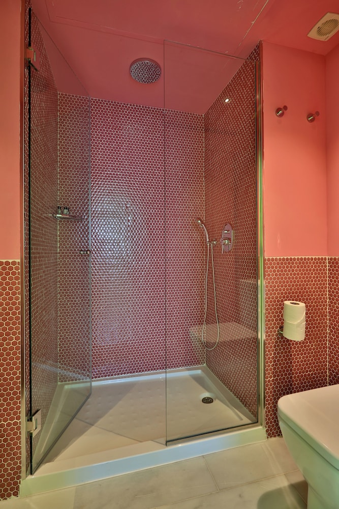Tropicana Ibiza Suites - Adults Only — Hotel rooms in Playa d'en Bossa, Balearic Islands