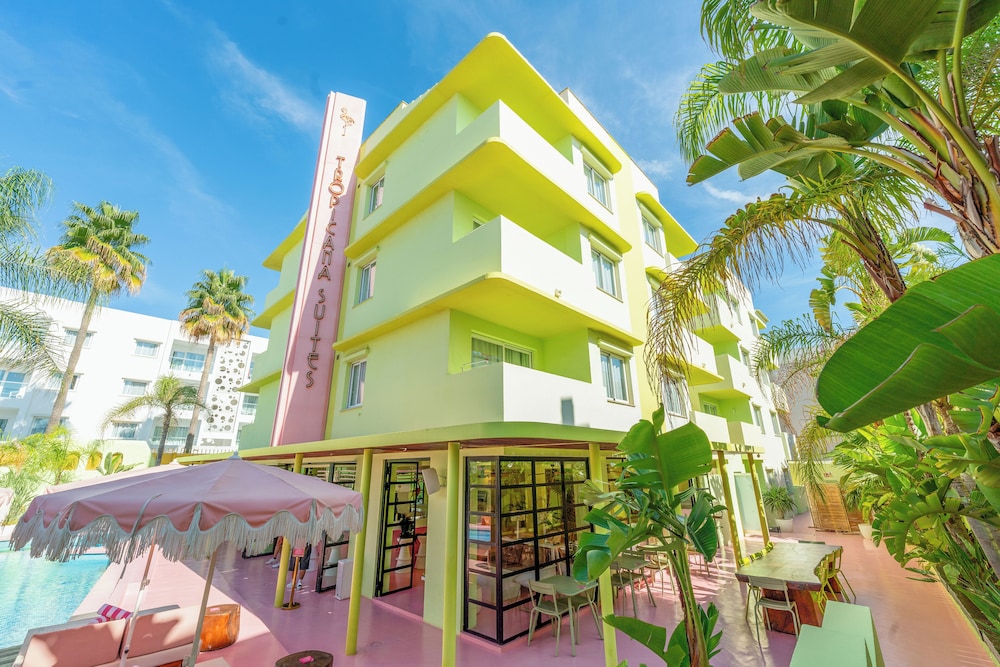 Tropicana Ibiza Suites - Adults Only — Hotel building in Playa d'en Bossa, Balearic Islands