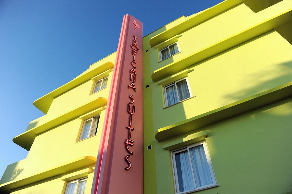 Tropicana Ibiza Suites - Adults Only — Hotel building in Playa d'en Bossa, Balearic Islands
