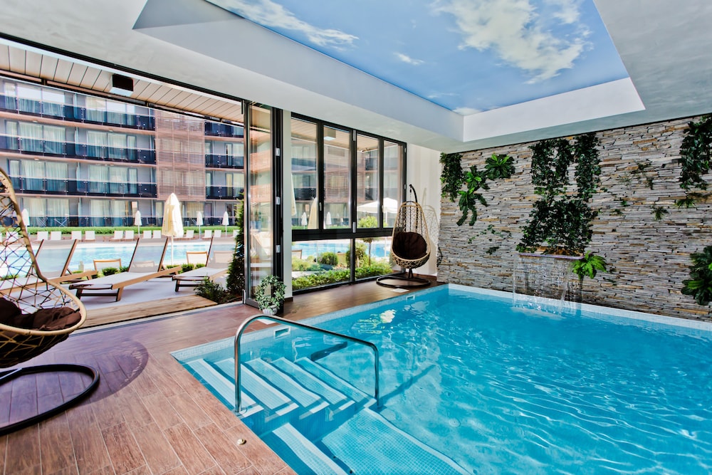 . Galeon Residence & SPA Hotel