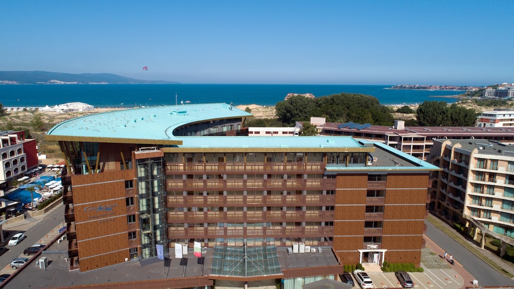 Galeon Residence & SPA Hotel — Hotel building in Sunny Beach, Burgas Region