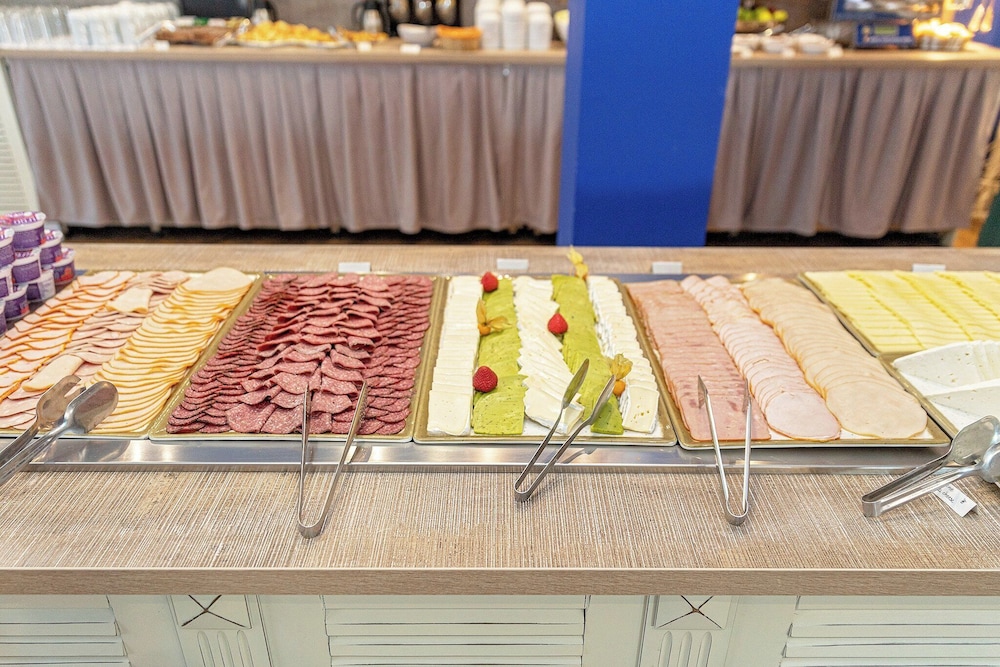 Galeon Residence & SPA Hotel — Restaurant & bars in Sunny Beach, Burgas Region