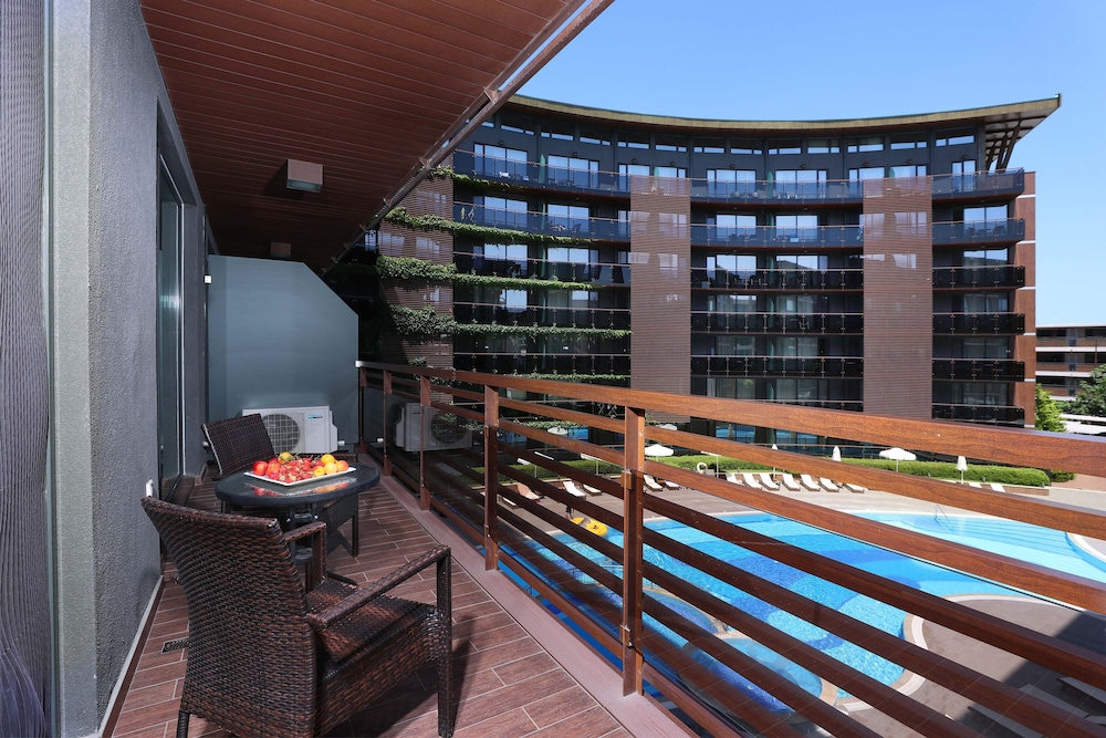 Galeon Residence & SPA Hotel — Hotel building in Sunny Beach, Burgas Region