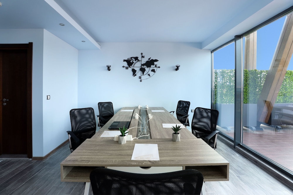 Galeon Residence & SPA Hotel — Hotel building in Sunny Beach, Burgas Region